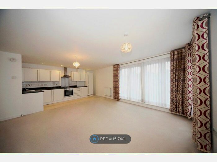 2 Bedroom Flat To Rent In Midland Road, Hemel Hempstead, HP2