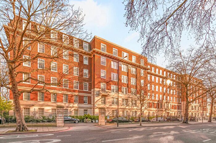 4 Bedroom Apartment For Sale In Abbey Lodge, Park Road, London, NW8