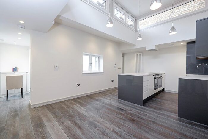 1 Bedroom Flat To Rent In King Street, Richmond, TW9