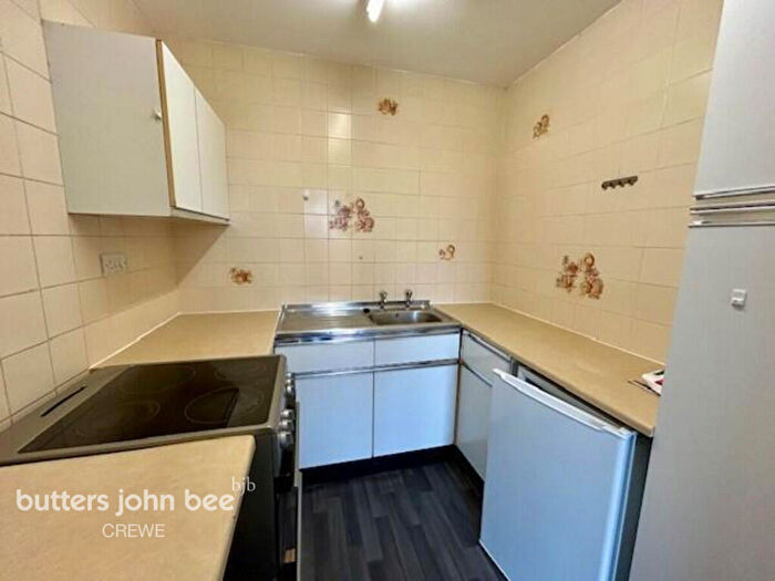 1 Bedroom Flat To Rent In Maple Grove, Northwich, CW8