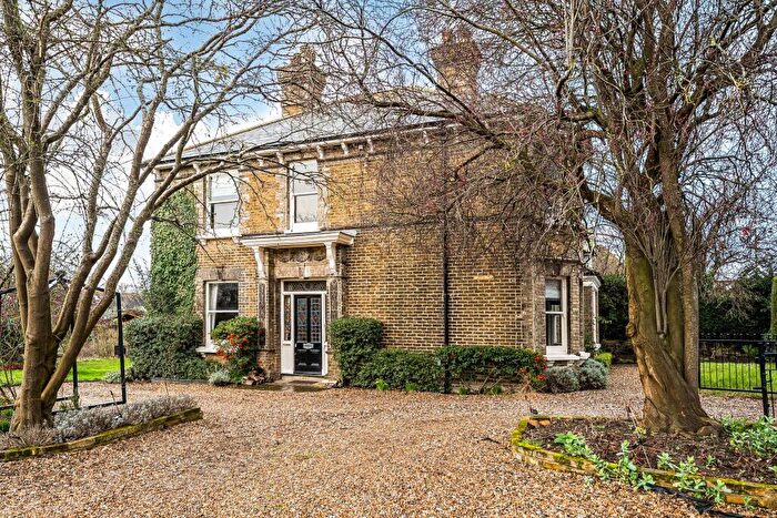 5 Bedroom Detached House For Sale In London Road, Faversham, ME13