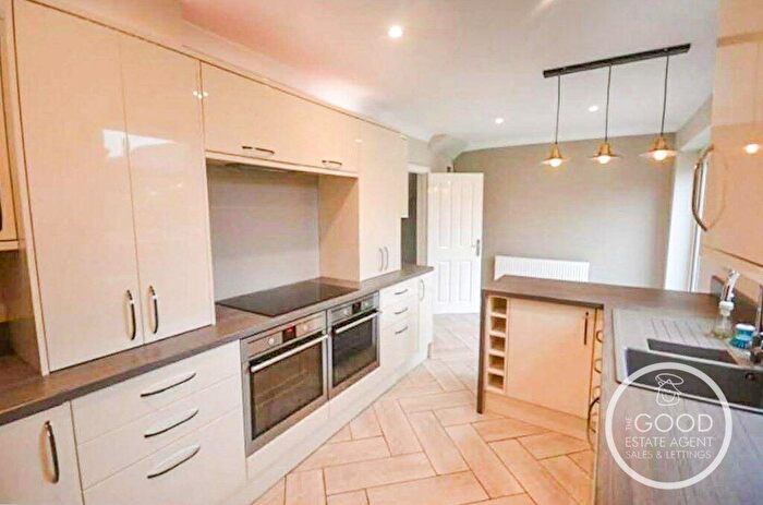 3 Bedroom Terraced House For Sale In Trafford Road, Wilmslow, SK9
