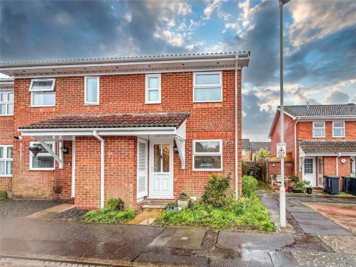 2 Bedroom End Of Terrace House For Sale In Delta Close, Christchurch, Dorset, BH23