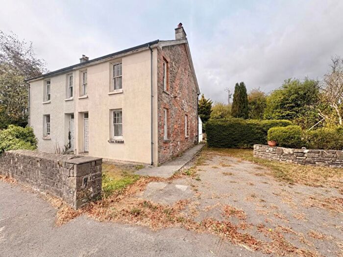 3 Bedroom Semi-Detached House For Sale In New Inn, Llandeilo, SA19
