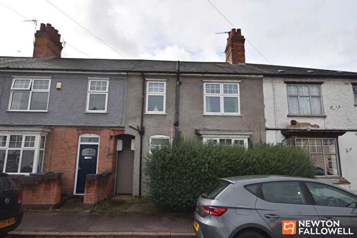3 Bedroom Terraced House For Sale In Elms Grove, Loughborough, LE11