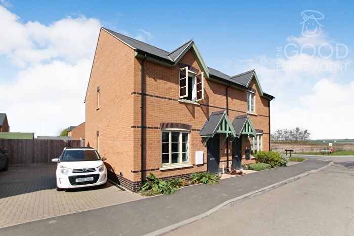 2 Bedroom Semi-Detached House For Sale In Hawes Lane, Wicken, CB7