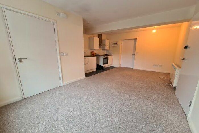 Studio To Rent In A Badminton Road, Bristol, BS16