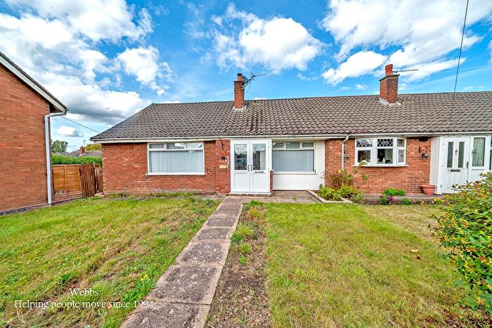 2 Bedroom Semi-Detached Bungalow For Sale In Park Lane, Great Wyrley, Walsall, WS6