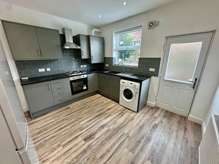 3 Bedroom Terraced House To Rent In Ruth Square, Sheffield, S10