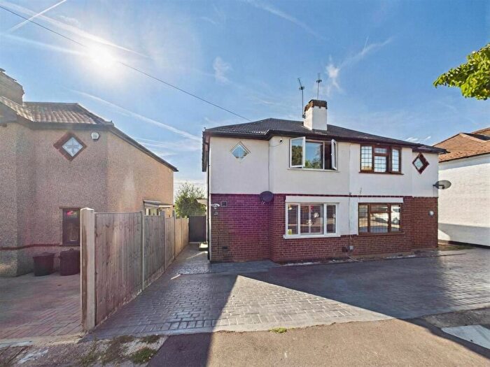2 Bedroom Semi Detached House For Sale In Heathfield Rise, Ruislip, HA4