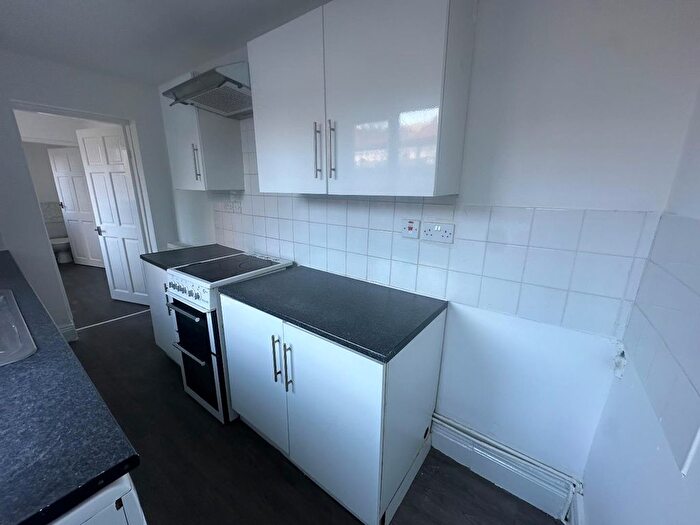 2 Bedroom Cottage To Rent In Mortimer Street, Sunderland, SR4