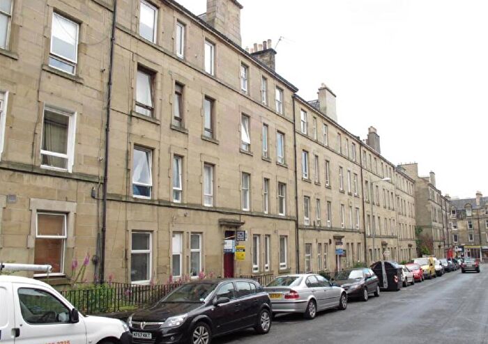 1 Bedroom Flat To Rent In Wardlaw Street, Edinburgh, EH11