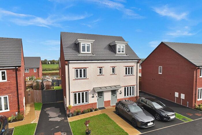 3 Bedroom Semi-detached House For Sale In Hornbeam Crescent, Cullompton, EX15