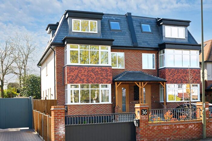 4 Bedroom Semi Detached House For Sale In Hurst Road, East Molesey, Surrey, KT8