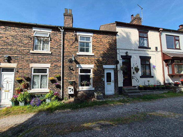 3 Bedroom Terraced House For Sale In New Buildings, Knypersley, Stoke-on-trent, ST8