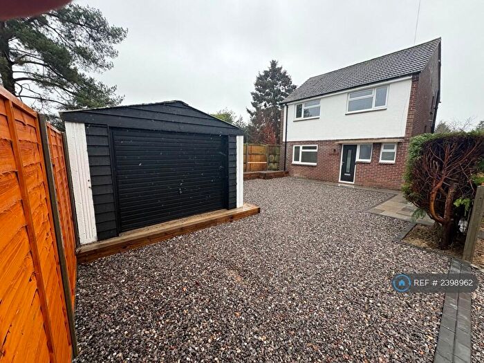 3 Bedroom Detached House To Rent In Belstone Road, Totton, Southampton, SO40