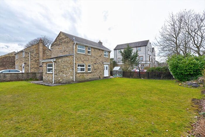 3 Bedroom Detached House To Rent In Piece Fields, Skipton, BD23