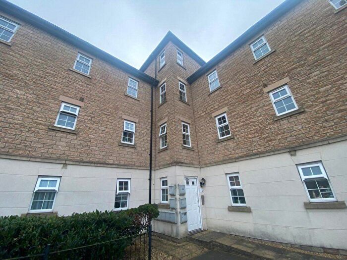 2 Bedroom Flat To Rent In Roman Road, Little Stanion, NN18