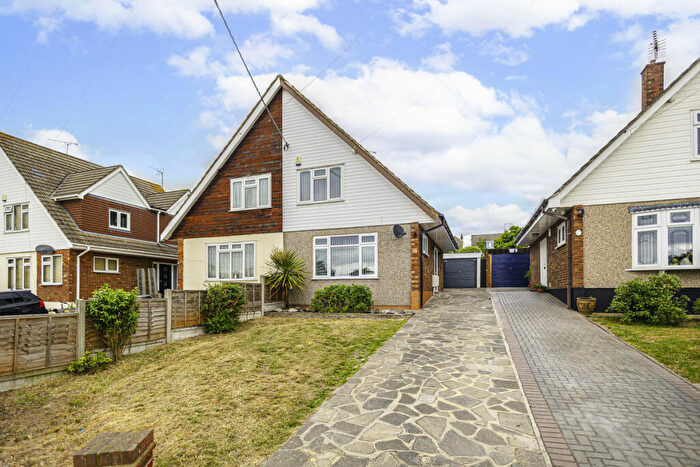 2 Bedroom Semi-Detached House To Rent In Boundary Road, Leigh-on-sea, SS9