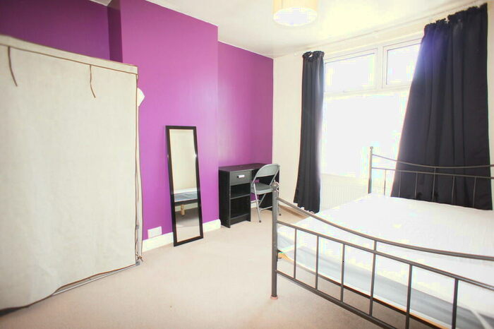 4 Bedroom Terraced House To Rent In Seventh Avenue, Filton, Bristol, BS7