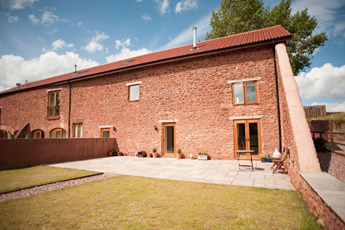 3 Bedroom Barn Conversion To Rent In The Courtyard, Taunton, TA4
