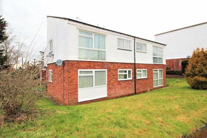 1 Bedroom Flat To Rent In Pennine Road, Bromsgrove, B61