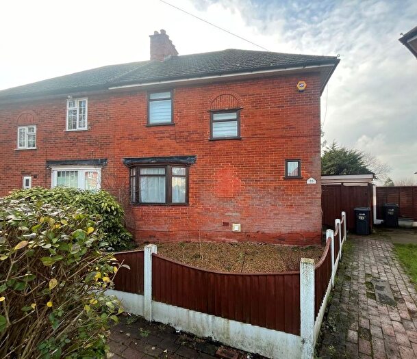 3 Bedroom Semi-Detached House For Sale In Mayesbrook Road, Ilford, Essex, IG3