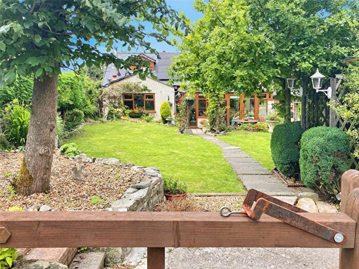 2 Bedroom Cottage For Sale In The Catch, Halkyn, Holywell, Flintshire, CH8