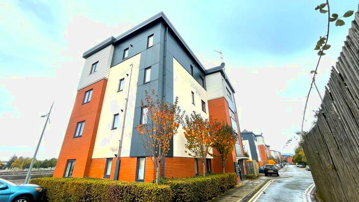 2 Bedroom Flat To Rent In Rodney Road, Newport, NP19