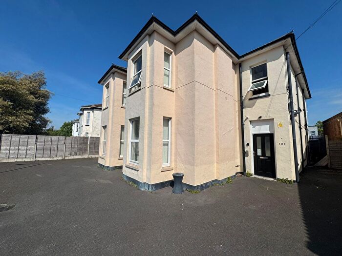 6 Bedroom Property For Sale In Southcote Road, Bournemouth, Dorset, BH1