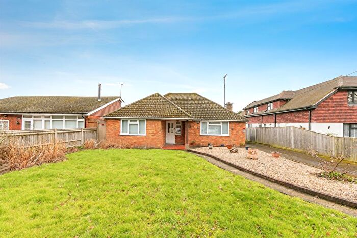 3 Bedroom Detached Bungalow For Sale In Lambs Lane, Spencers Wood, Reading, RG7