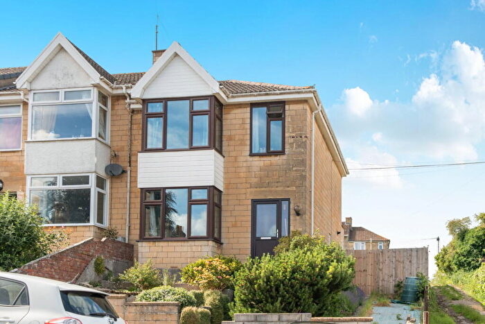 3 Bedroom End Of Terrace House For Sale In Croft Road, Bath, BA1