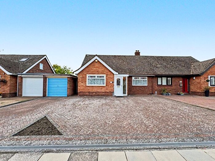 2 Bedroom Semi-Detached Bungalow For Sale In Blandford Road, Ipswich, IP3
