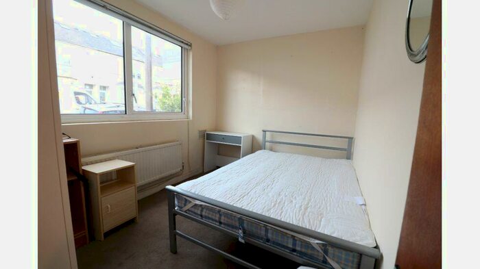 5 Bedroom Terraced House To Rent In James Street, Cowley, Oxford, OX4