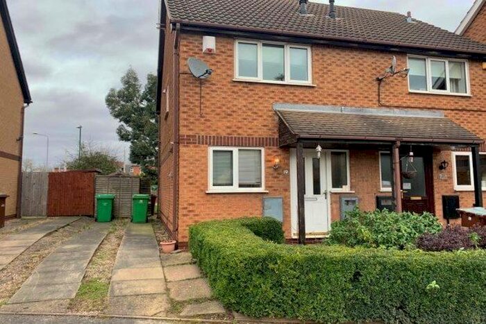 2 Bedroom Semi-Detached House To Rent In Browns Croft, Nottingham, NG6