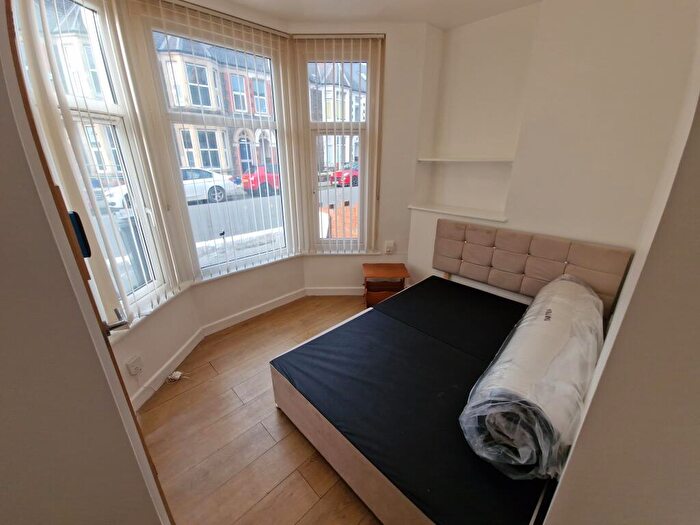 1 Bedroom Flat To Rent In Mackintosh Place, Roath, Cardiff, CF24
