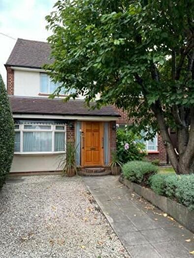 4 Bedroom Semi-Detached House To Rent In Windsor, Null, SL4