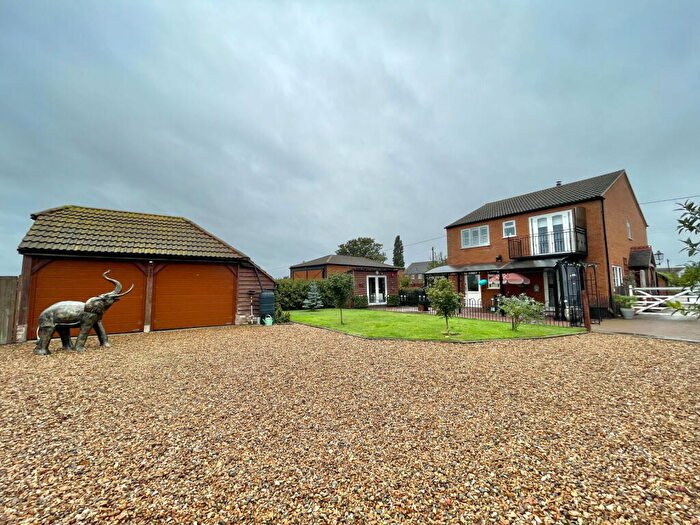 4 Bedroom Detached House For Sale In Station Road, Manea, March, Cambridgeshire, PE15