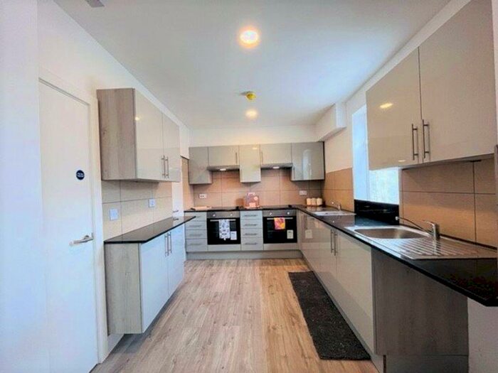 1 Bedroom Flat To Rent In Battenburg Road, BL1