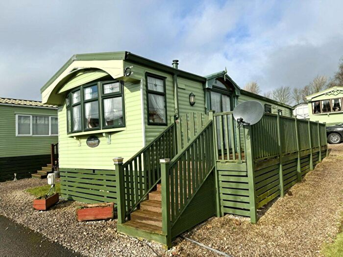 2 Bedroom Caravan For Sale In Castle View Park, LA6