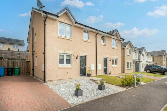 3 Bedroom Semi-Detached House For Sale In Macpherson Avenue, Dunfermline, KY11