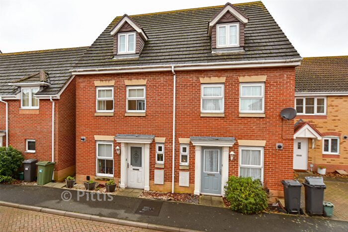 3 Bedroom Semi Detached House For Sale In Amherst Place, Ryde, Isle Of Wight, PO33