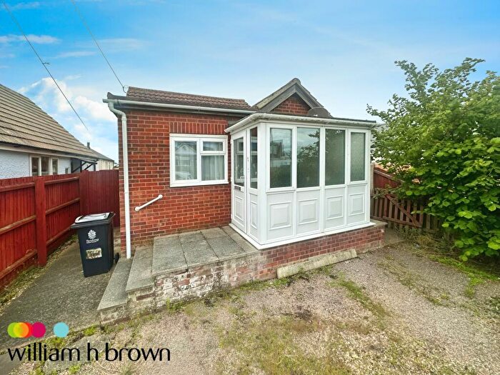 1 Bedroom Bungalow To Rent In Meadow Way, Jaywick, Clacton-On-Sea, CO15