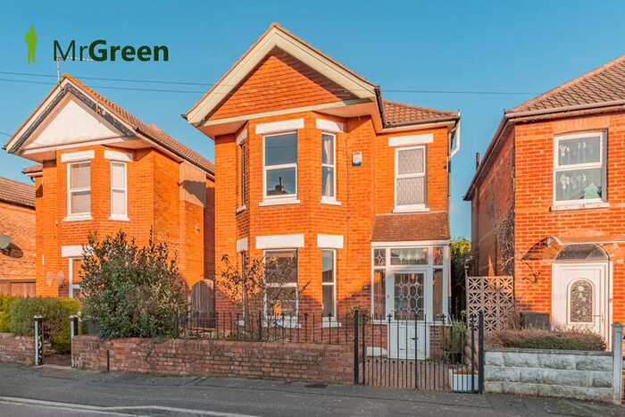 4 Bedroom Detached House To Rent In Morley Road, Southbourne, BH5