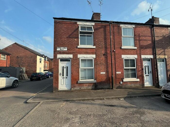 2 Bedroom End Of Terrace House To Rent In Hipper Street West, Brampton, Chesterfield, S40