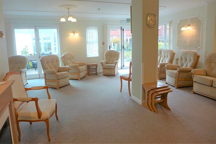 1 Bedroom Retirement Property To Rent In Jenner Court, Stavordale Road, Weymouth, DT4
