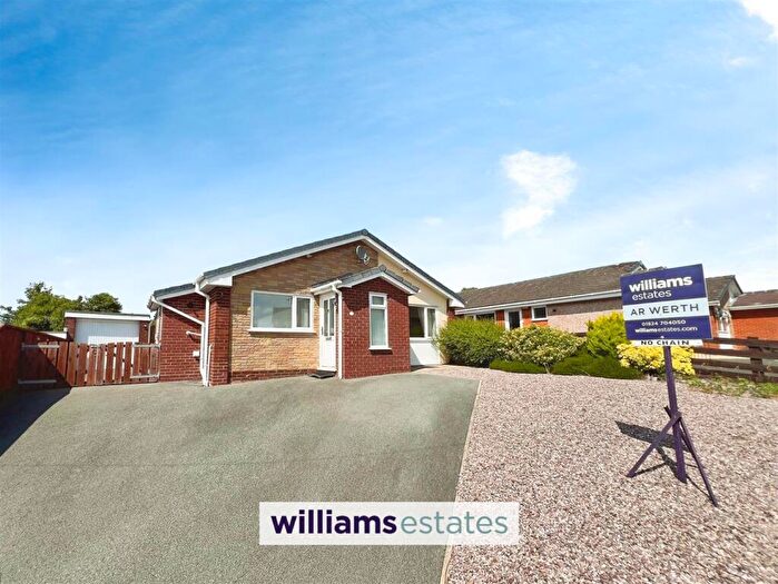 3 Bedroom Bungalow For Sale In Maes Cantaba, Ruthin, LL15