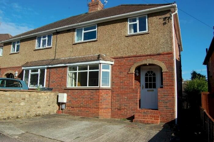 3 Bedroom Semi-Detached House To Rent In Pennings Avenue, Guildford, Surrey, GU2