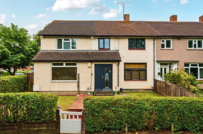 4 Bedroom End Of Terrace House For Sale In Silverdale Road, St. Pauls Cray, Orpington, BR5