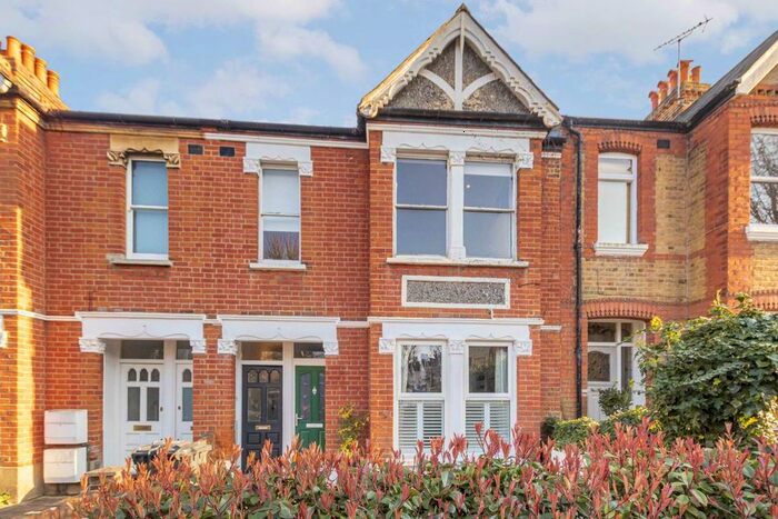 3 Bedroom Flat To Rent In Ealing Park Gardens, London, W5